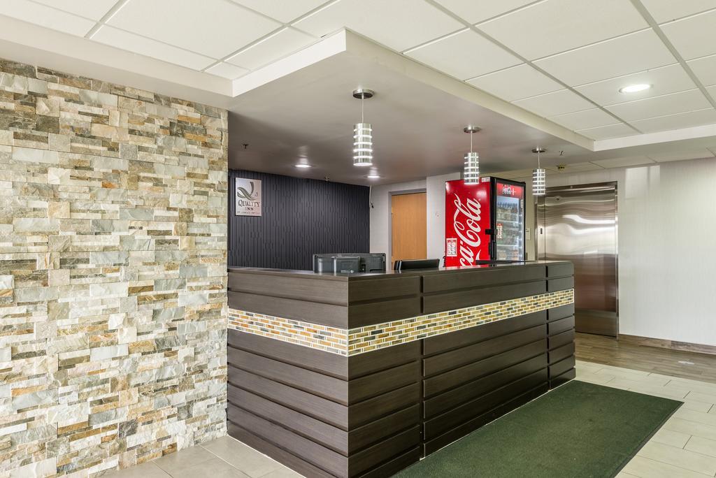 Hotel Quality Grove - Columbus South